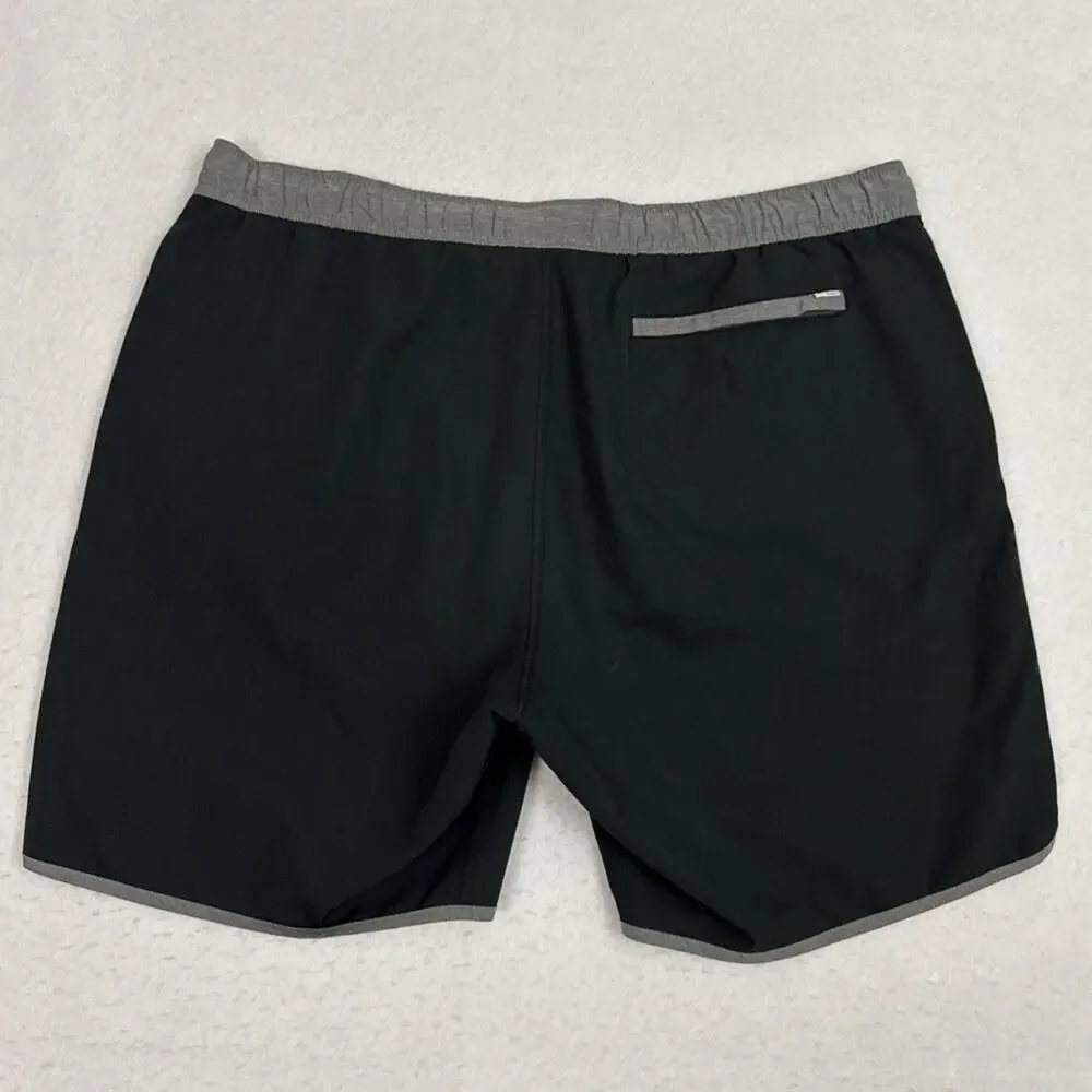 Vuori Banks Shorts Mens XL Black Gray 7 Inch Performance Athletic Swim Hybrid